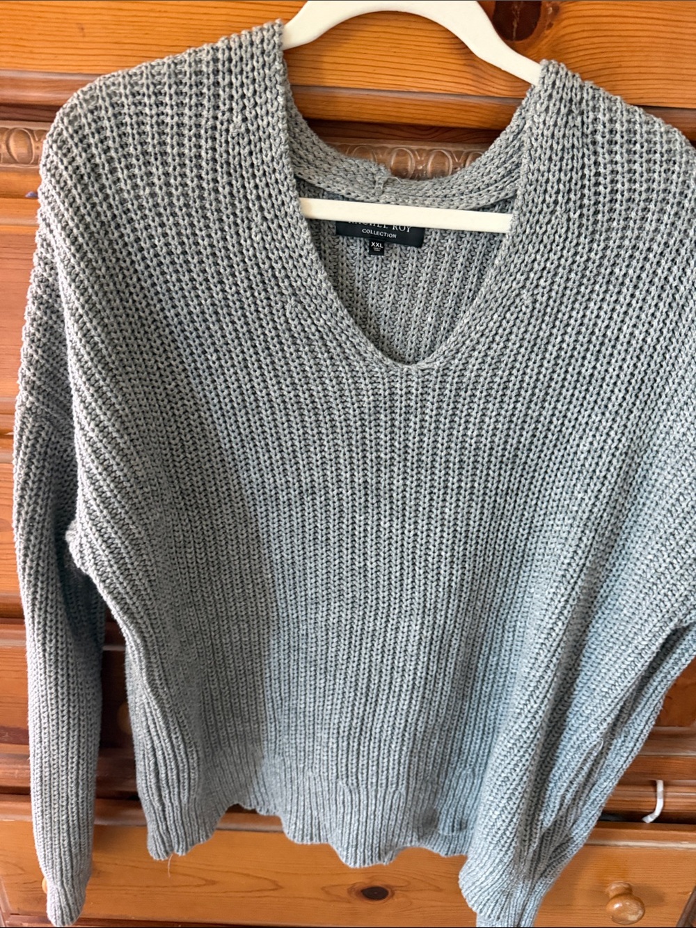 RACHEL Rachel Roy Light Gray V-Neck Knit Sweater